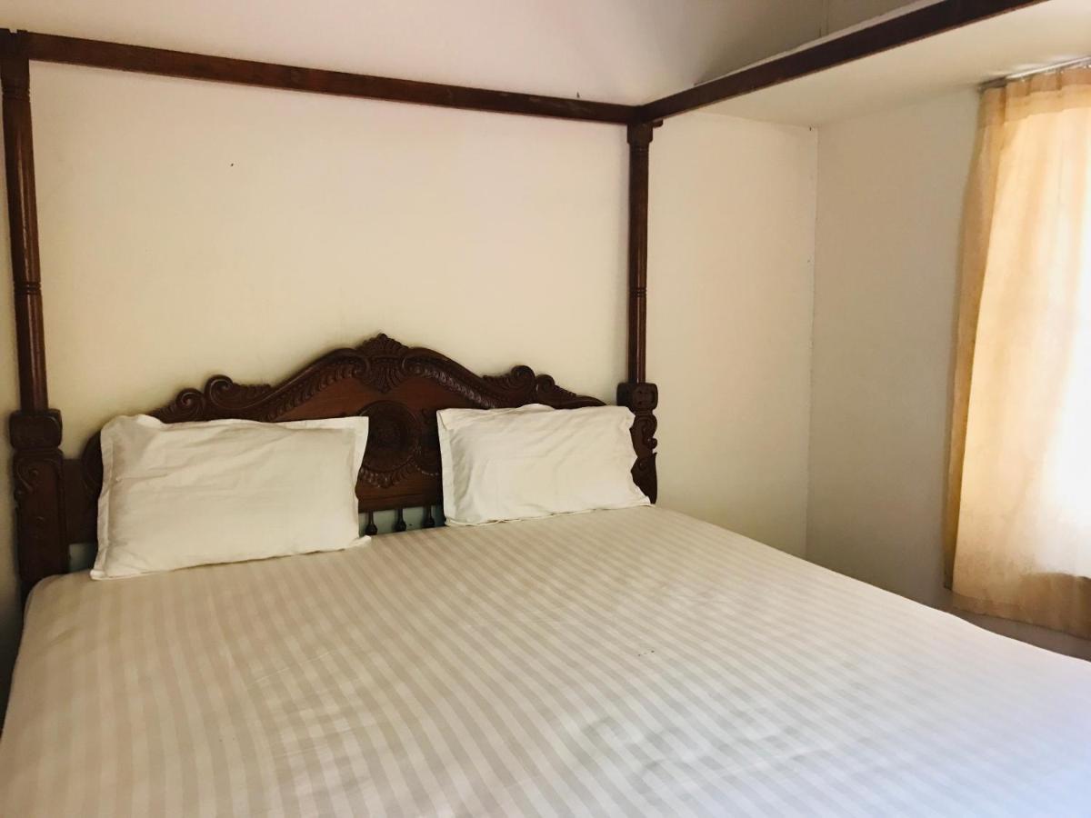 Ballard Bungallow Kochi Bagian luar foto