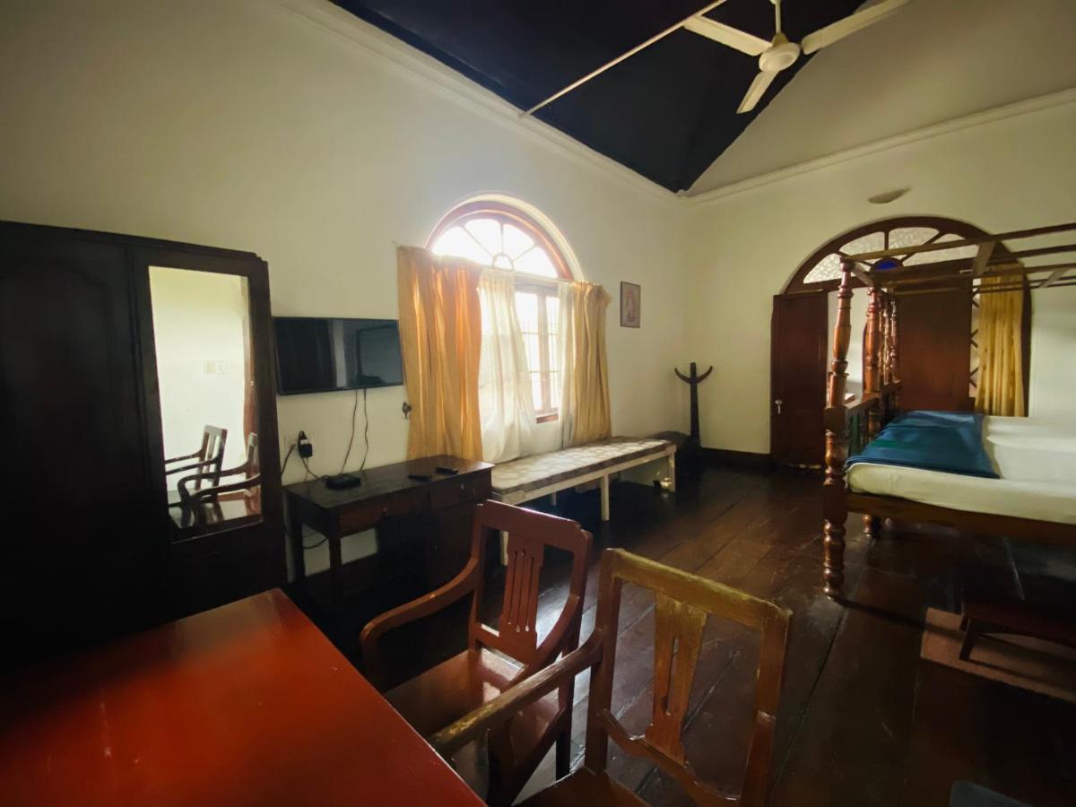 Ballard Bungallow Kochi Bagian luar foto