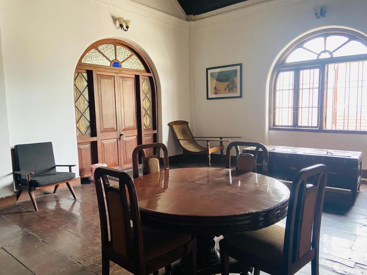 Ballard Bungallow Kochi Bagian luar foto