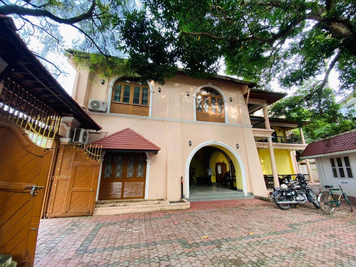 Ballard Bungallow Kochi Bagian luar foto