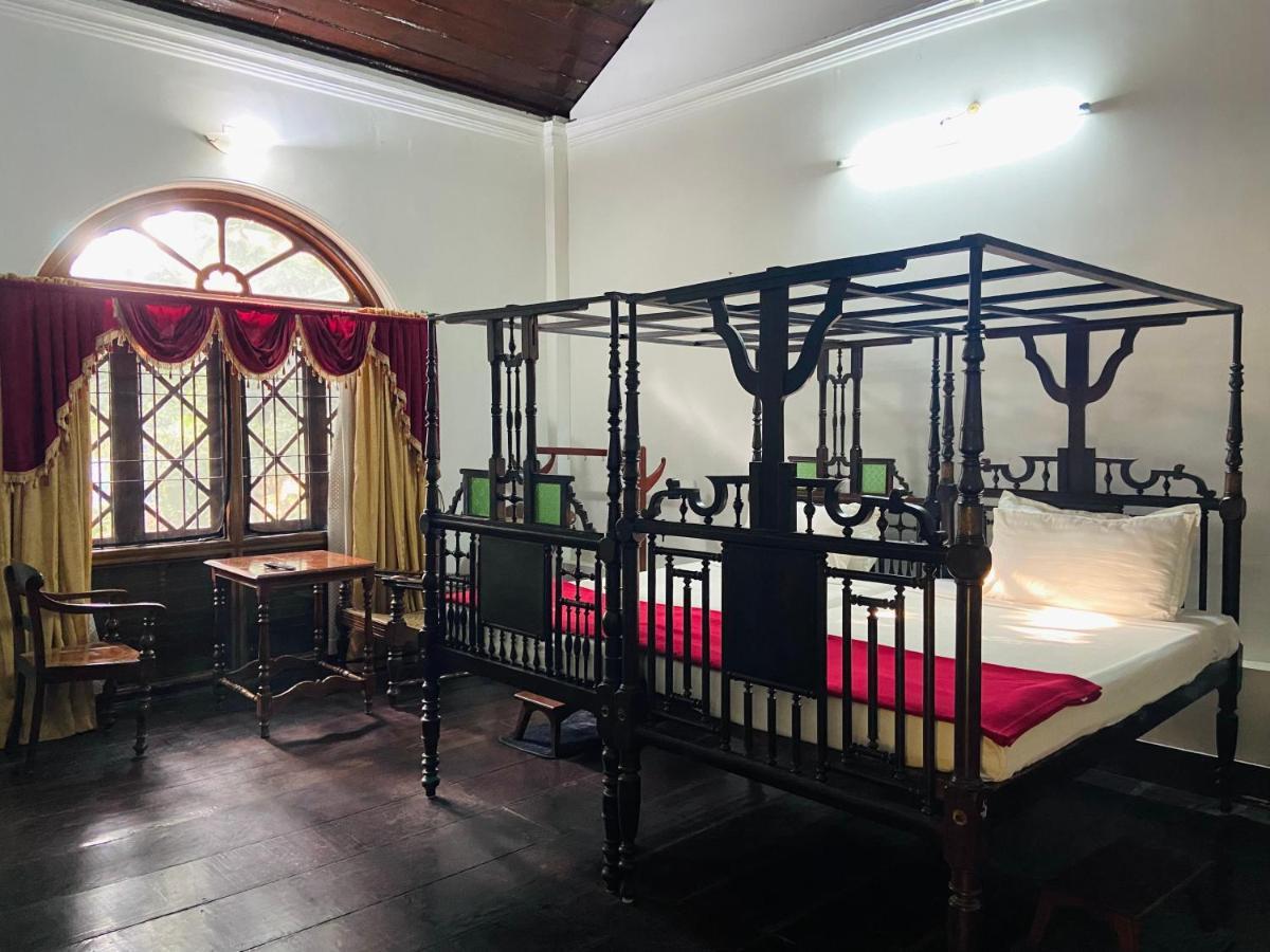 Ballard Bungallow Kochi Bagian luar foto