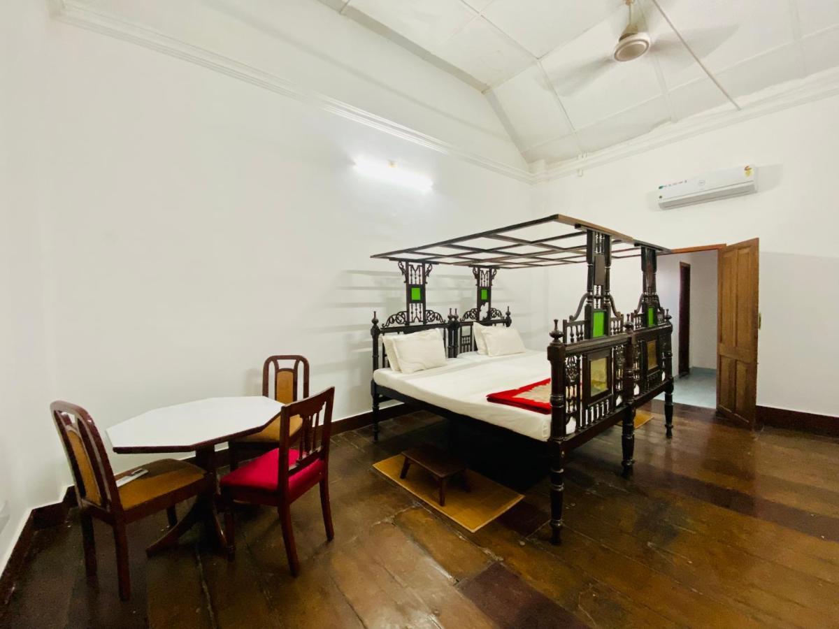 Ballard Bungallow Kochi Bagian luar foto
